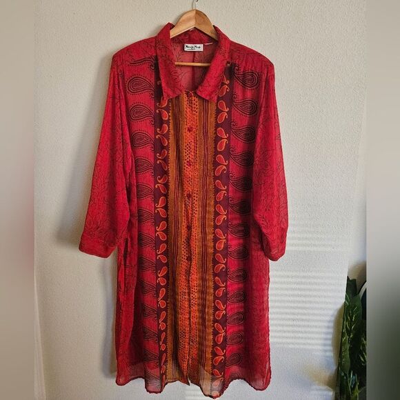 Vintage Nouveau Monde Red Sheer Paisley Print Long Sleeve LongLine Tunic Size 1X - Picture 3 of 6
